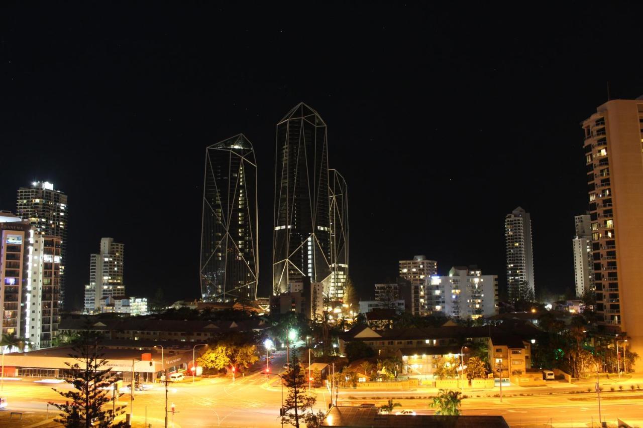 Serenity Surfers Paradise Gold Coast Buitenkant foto