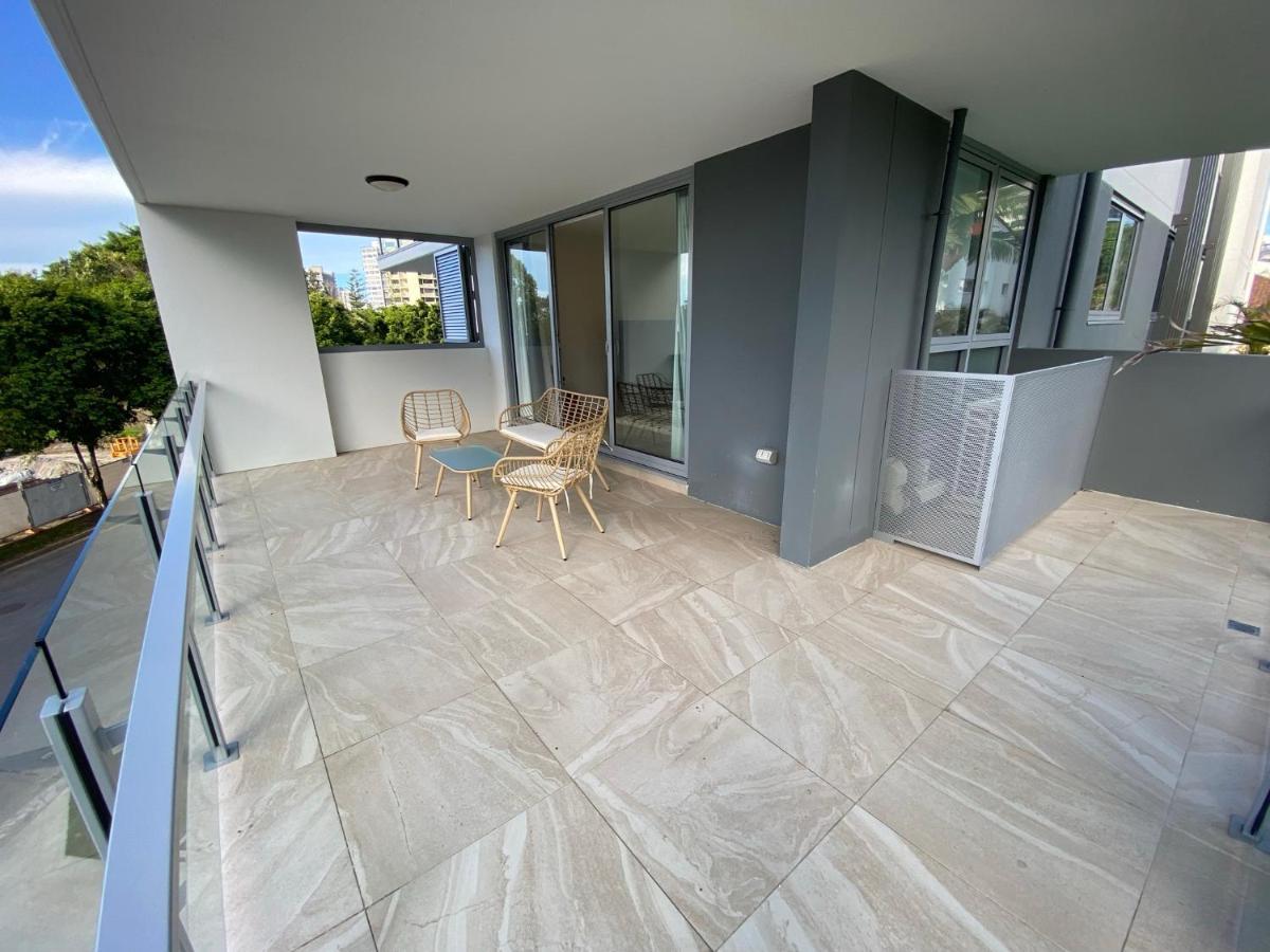 Serenity Surfers Paradise Gold Coast Buitenkant foto