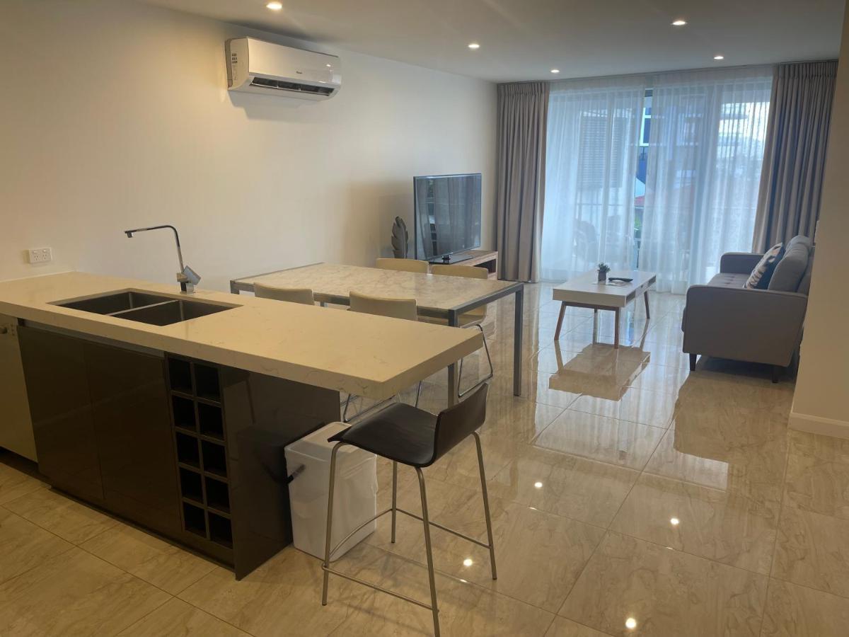 Serenity Surfers Paradise Gold Coast Buitenkant foto